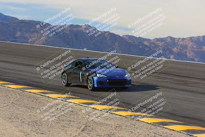 media/Jan-08-2023-SCCA SD (Sun) [[8f6a5b9391]]/Advanced Group/Session 1 (Bowl)/